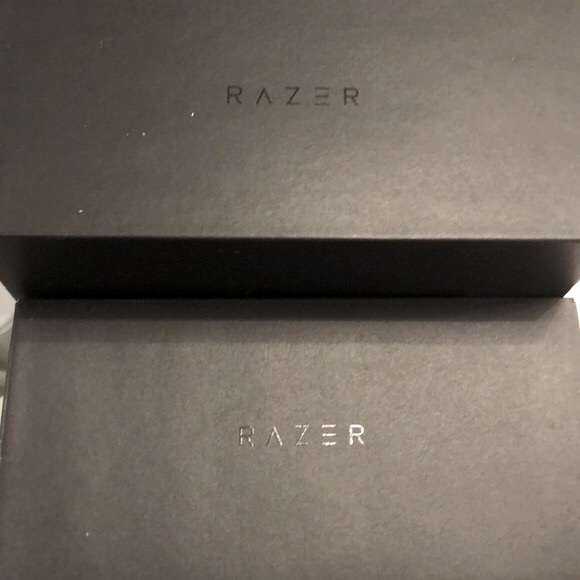 NEW [Razer] Anzu Bluetooth & Blue-light Gaming Smart Glasses/Sunglasses, Large - Picture 12 of 12